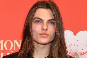 Damian Hurley trauert um seinen Vater.