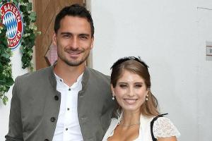 Cathy Hummels schickt ihrem Mats Liebesgrüße zum Hochzeitstag