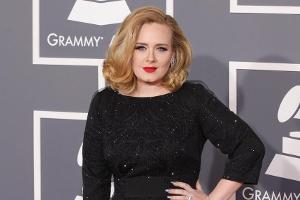 Gedenken an Grenfell-Tower-Opfer: Adele kämpft mit den Tränen