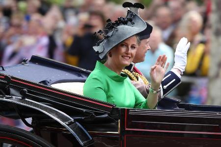 Gräfin Sophie von Wessex ist seit 1999 mit Prinz Edward, dem jüngsten Sohn von Queen Elizabeth II., verheiratet Gräfin Sophie von Wessex ist seit 1999 mit Prinz Edward, dem jüngsten Sohn von Queen Elizabeth II., verheiratet