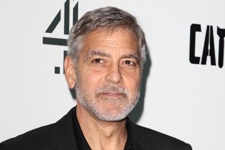 George Clooney vergleicht Rassismus mit der Corona-Pandemie. George Clooney vergleicht Rassismus mit der Corona-Pandemie.