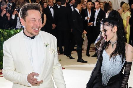Ein in jeder Hinsicht besonderes Paar: Elon Musk und Sängerin Grimes. Ein in jeder Hinsicht besonderes Paar: Elon Musk und Sängerin Grimes.