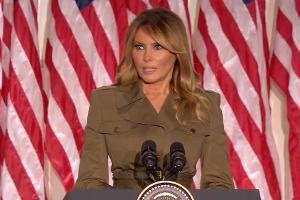 Melania Trump enthüllt: Auch ihr Sohn Barron an Covid-19 erkrankt