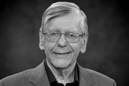 Dem Fernsehpublikum wurde Herbert Feuerstein durch seine Zusammenarbeit mit dem WDR bekannt. Dem Fernsehpublikum wurde Herbert Feuerstein durch seine Zusammenarbeit mit dem WDR bekannt.