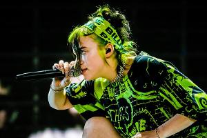 "No Time To Die": Billie Eilish veröffentlicht Video zum Bond-Song