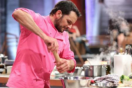 Wird Steffen Henssler in der Herbststaffel von den Promis 