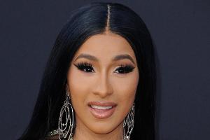 Trotz Corona: Cardi B twerkt sich maskenlos durch Las Vegas
