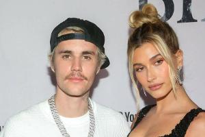 Erster Truthahn: Hailey Bieber stellt Kochkünste unter Beweis
