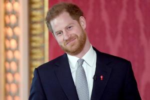 Versucht sich Prinz Harry jetzt als Komiker?