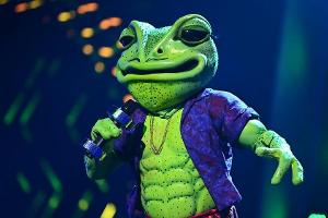 "The Masked Singer": Unter dem Frosch steckt ein Schlaumeier