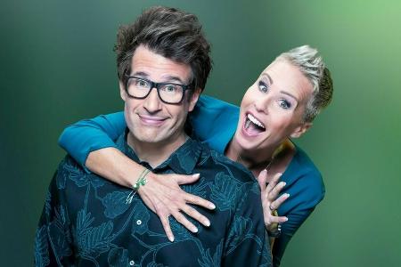 Daniel Hartwich und Sonja Zietlow moderieren traditionell das Dschungelcamp.