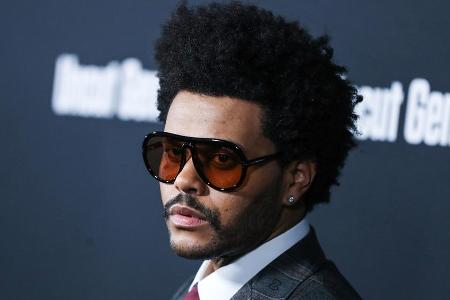The Weeknd ohne Halloween-Kostüm. The Weeknd ohne Halloween-Kostüm.