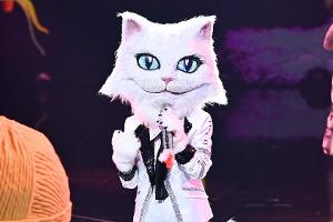"The Masked Singer": Hinter der Katze steckte diese Sängerin