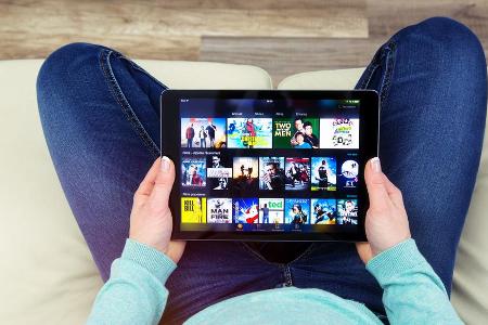 Kunden von Amazon Prime Video können künftig Inhalte mit anderen Nutzern gemeinsamen ansehen. Kunden von Amazon Prime Video können künftig Inhalte mit anderen Nutzern gemeinsamen ansehen.