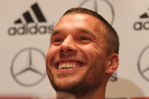 Lukas Podolski spielt für die Kölner Haie Eishockey
