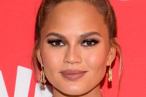 Chrissy Teigen steckt in einem "Trauerdepressionsloch"