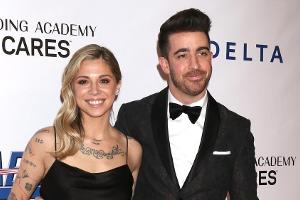 Christina Perri in Klinik: "Ich hoffe, ich bleibe schwanger"