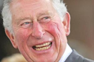 Prinz Charles stellt nachhaltige Modekollektion vor