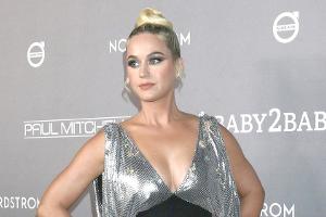 Schwangere Katy Perry muss Album-Release verschieben