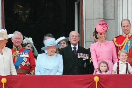 Auch die britischen Royals genehmigen sich hin und wieder ein hochprozentiges Gläschen.