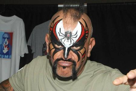 Road Warrior Animal bei einer 