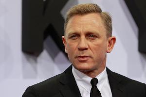 "Keine Zeit zu sterben": James Bond meldet sich mit Filmplakat zurück