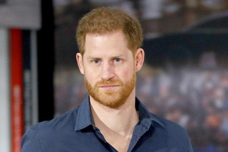 Prinz Harry hat sich einen neuen Look zugelegt.