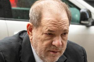 Harvey Weinstein drohen weitere Anklagen und längere Haftstrafen