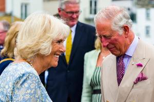 Prinz Charles und Herzogin Camilla: Tolle Bilder zur Kristallhochzeit
