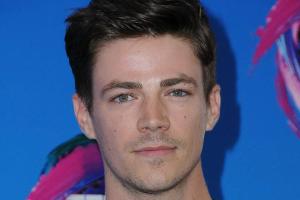 Grant Gustin trauert um den verstorbenen Logan Williams