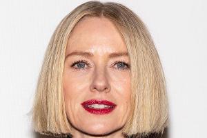 So handhabt Naomi Watts den Isolations-Wahnsinn