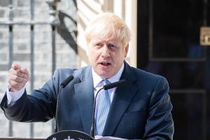Nach Einweisung: Boris Johnson "spricht auf Behandlung an"