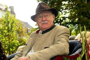 Er war "Der Alte": Rolf Schimpf ist auf einem Auge blind