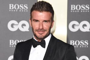 David Beckham stellt 15 Jahre alten Look nach