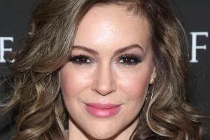 Alyssa Milano über Covid-19-Erkranung: "Ich dachte, ich würde sterben"