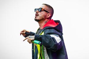 J Balvin angesteckt: Das Coronavirus "ist kein Witz"