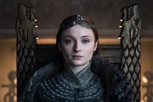 Sophie Turner: Ihr "Game of Thrones"-Thron steht nun bei ihr zu Hause