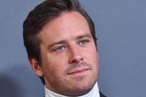 Armie Hammer: Nach Trennung schläft er bei einem Freund