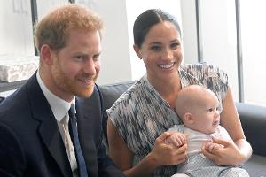 Prinz Harry und Herzogin Meghan: 100 Mützen für einen guten Zweck
