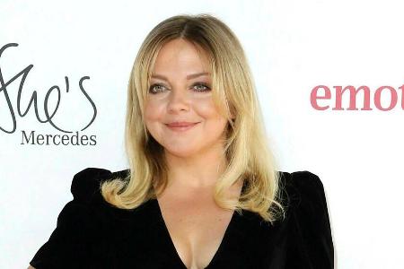 Annett Louisan feiert gemeinsam mit ihrer kleinen Tochter den Jahreswechsel. Annett Louisan feiert gemeinsam mit ihrer kleinen Tochter den Jahreswechsel.