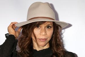 Rosie Perez hatte schon im Dezember 2019 das Coronavirus