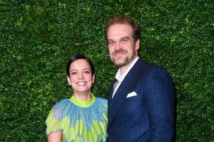 David Harbour schwärmt von seiner Frau Lily Allen