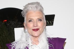Wie Maye Musk den Weihnachtsversuchungen widersteht