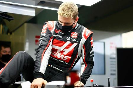 Mick Schumacher in seiner neuen Arbeitskleidung