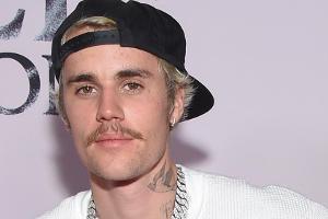 Justin Bieber kündigt Silvester-Auftritt an