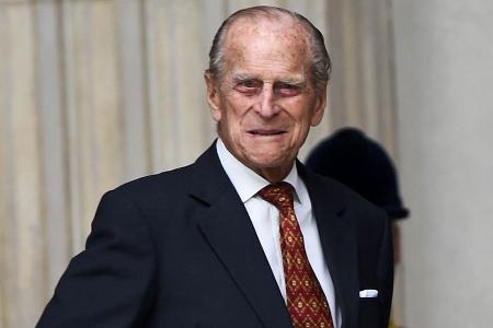 Prinz Philip wohnt mit Queen Elizabeth II. weiterhin auf Schloss Windsor. Prinz Philip wohnt mit Queen Elizabeth II. weiterhin auf Schloss Windsor.
