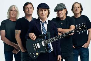 AC/DC auch in den Jahrescharts auf Platz eins
