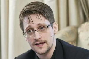 Edward Snowden im Vaterglück