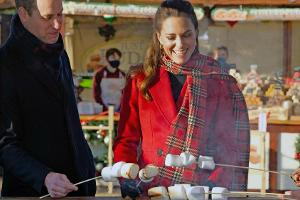 Herzogin Kate und Prinz William grillen Marshmallows in Cardiff