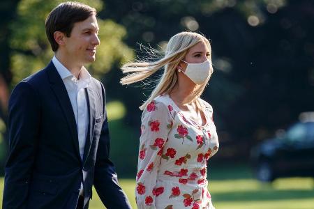 Jared Kushner und Ivanka Trump vor dem Weißen Haus.